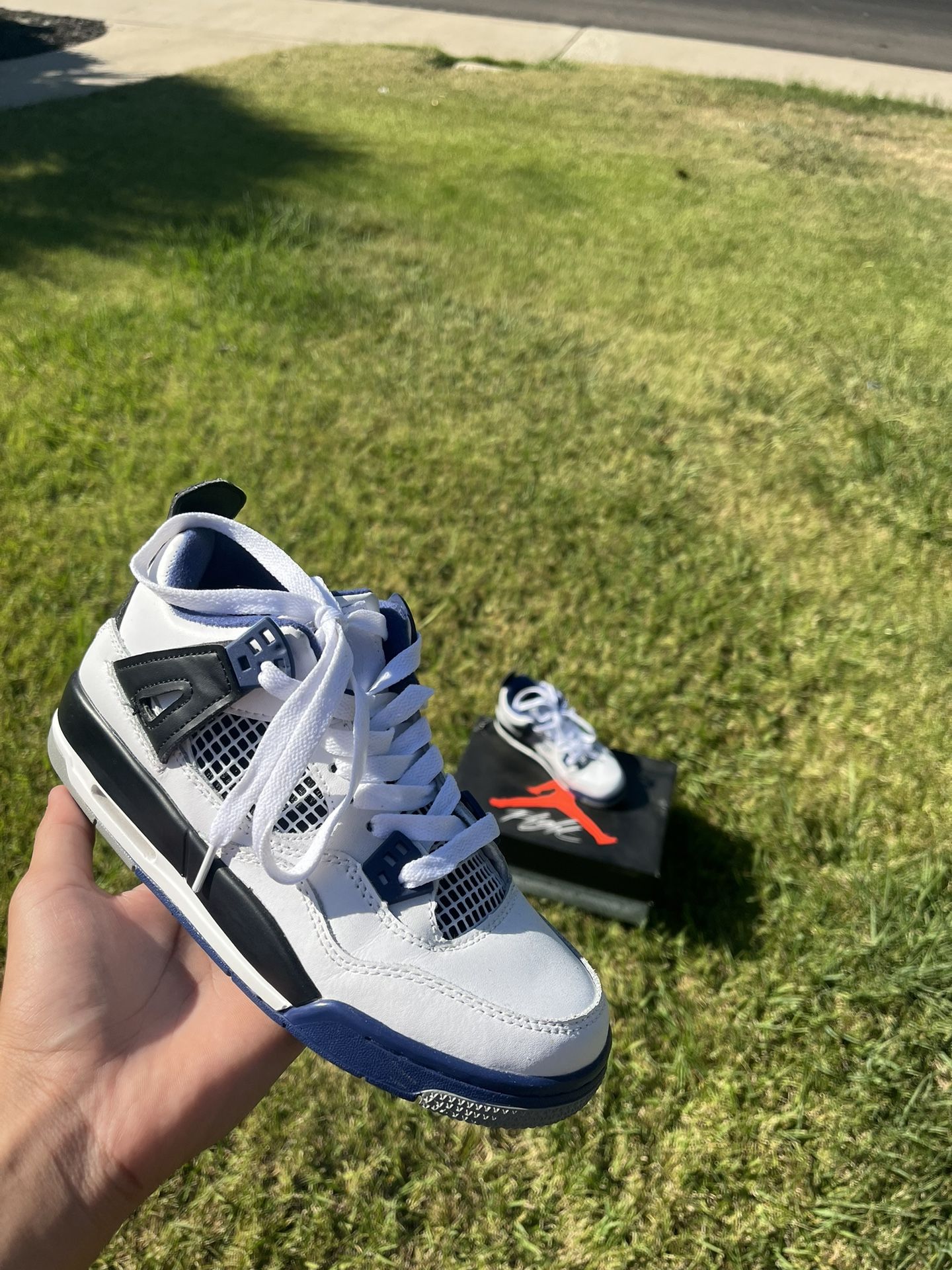 Jordan 4 Motorsports