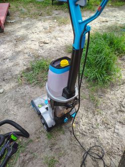 Carpet cleaner