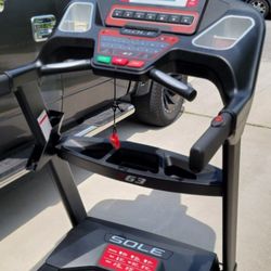 SOLE F63 Treadmill
