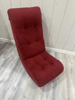 Rocking red gaming chair