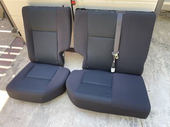 Toyota Matrix 2003-2008 Rear Seat Set