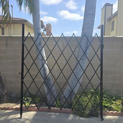 New Folding Gate-Doble Door 