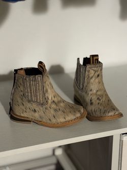 Toddler boots/ botines