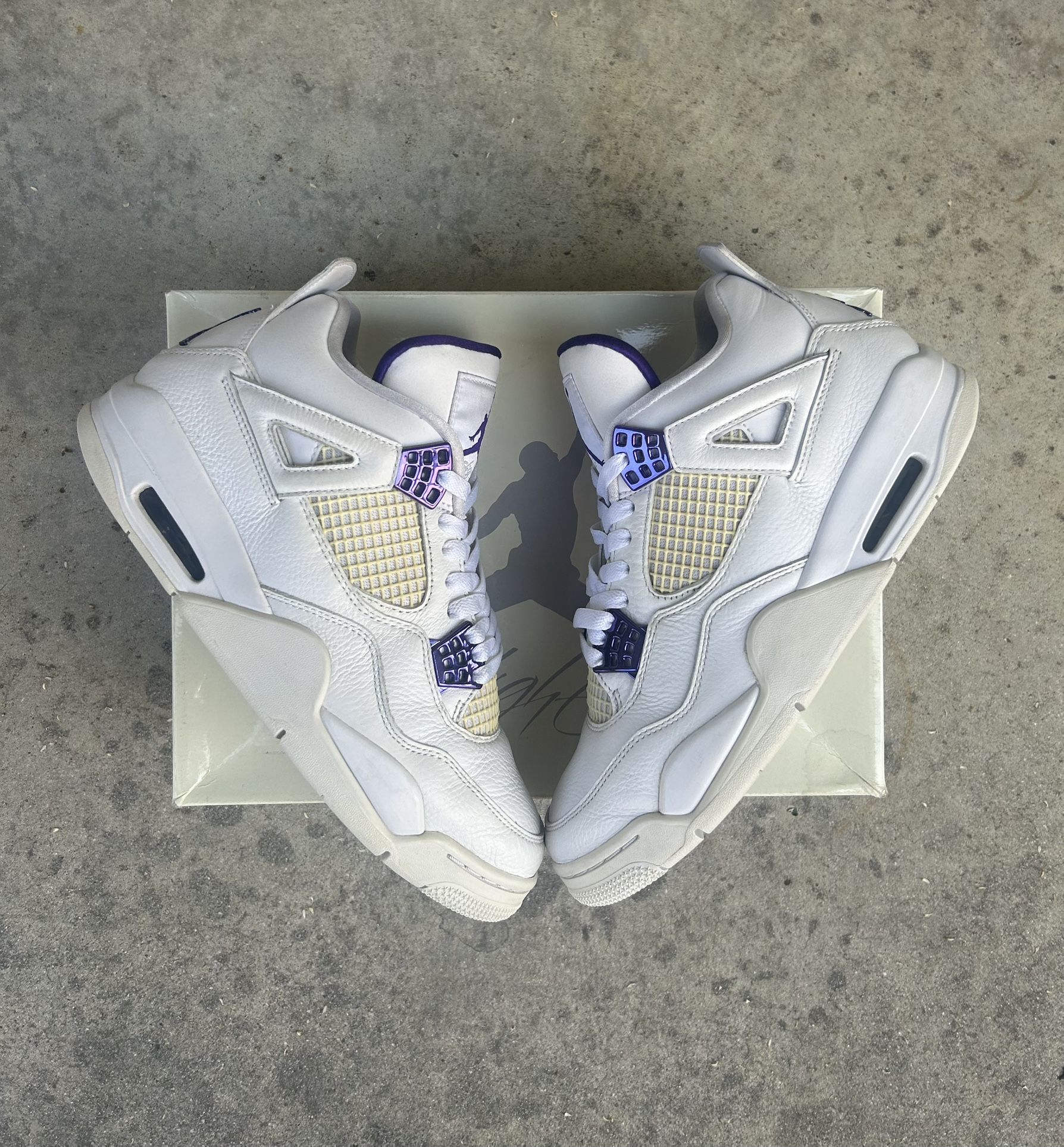 Air Jordan 4 Retro “ Purple Metallic”
