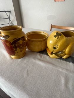 Vintage Ceramic Pottery Set of 3