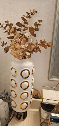 White Gold Vase