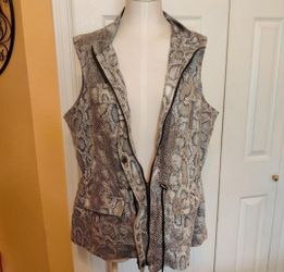 A.M.I. SNAKE PRINT VEST WOMEN'S 1X