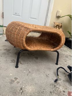 Footstool/side table/center piece with storage