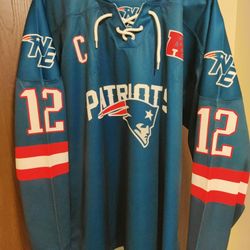 BRAND NEW TOM BRADY JERSEY ADULT XL