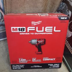 NEW MILWAUKEE M18 FUEL 1/2 IMPACT WRENCH 