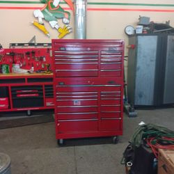 Husky Tool Box