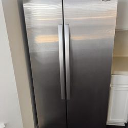 Whirlpool Refrigerator