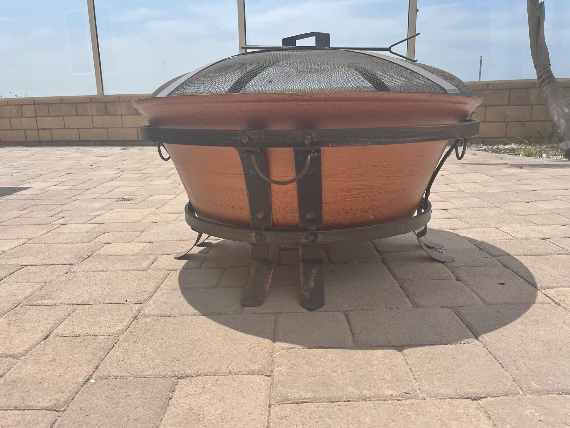 Hampton Bay Fire Pit