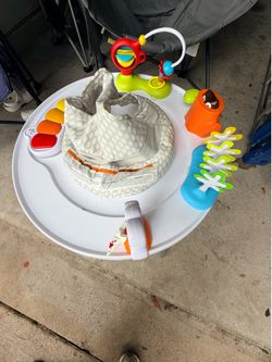Skip Hop Activity Center
