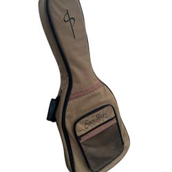 Simon & Patrick Luthier Soft Sided Travel Acoustic Guitar Backpack Case Inner dimensions 42x17in