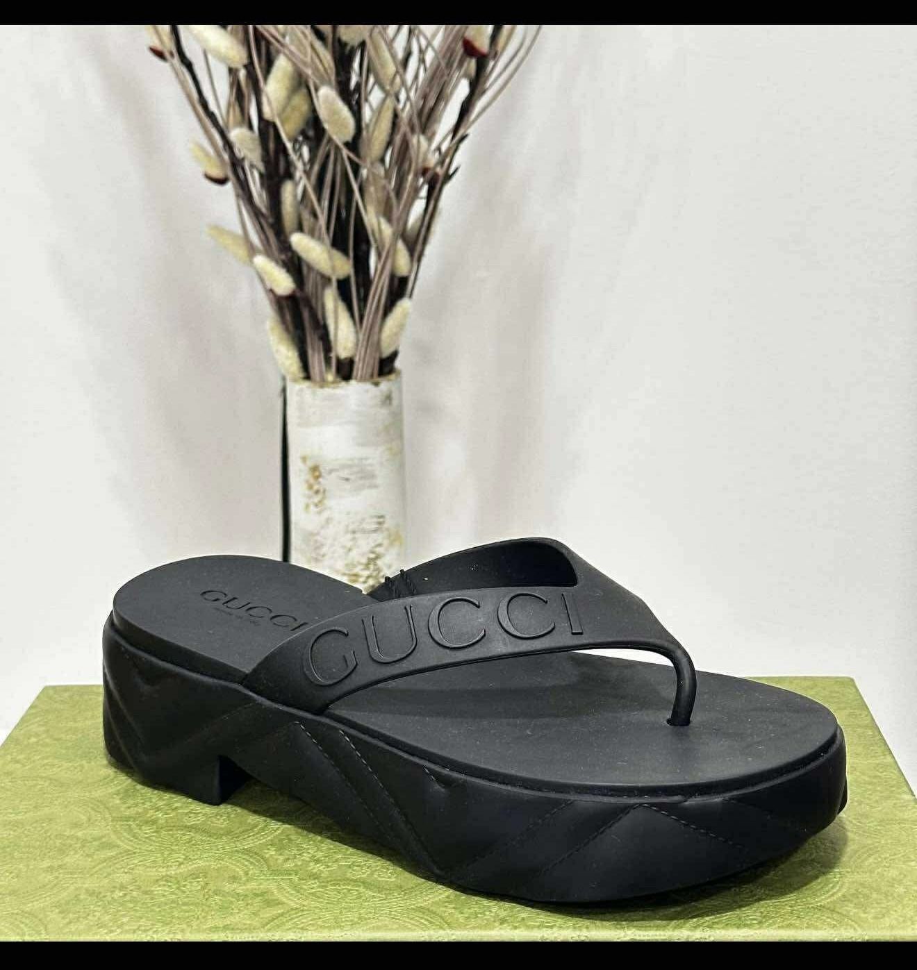 gucci sandal