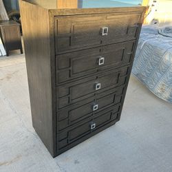 5 DRAWER CHEST