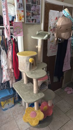Cat tree house