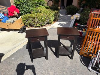 Matching Pair of Dark Wood Nightstands / End Tables