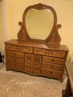 Dresser