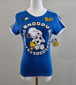 Snoopy Soccer T-shirt Womens SIZE XS
