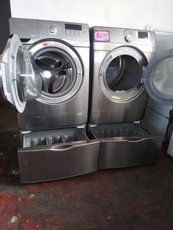 Samsung front load washer and dryer set with pedestals in excellent conditions