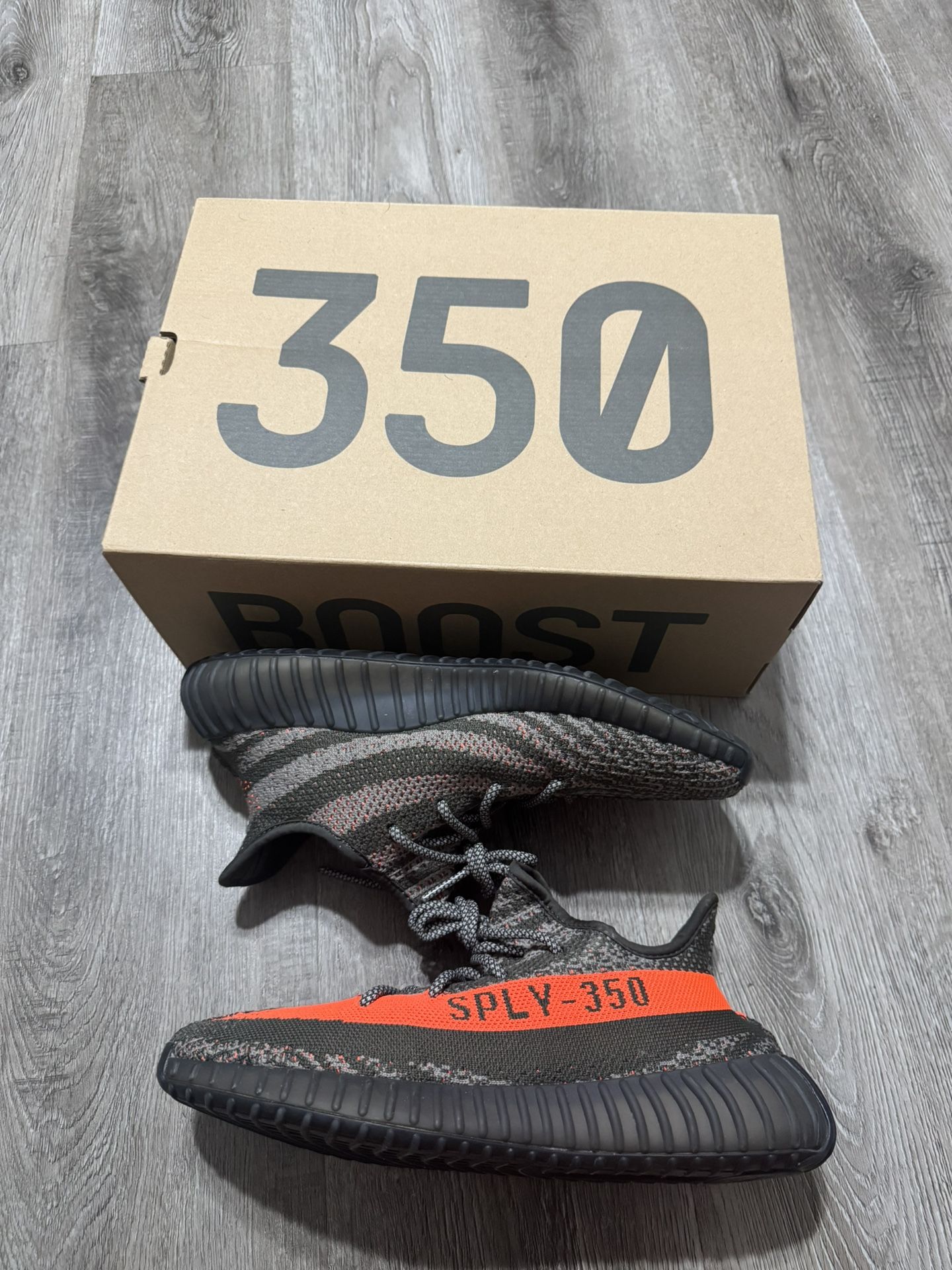 Size 9.5 - adidas Yeezy Boost 350 V2 Low Carbon Beluga