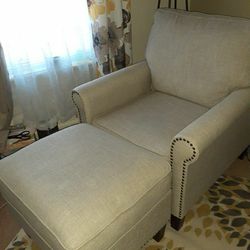 Accent Chair/Ottoman