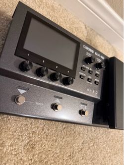 Boss GX 10 Amp Modeler