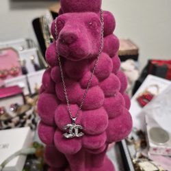 Nevklace Silver tone 