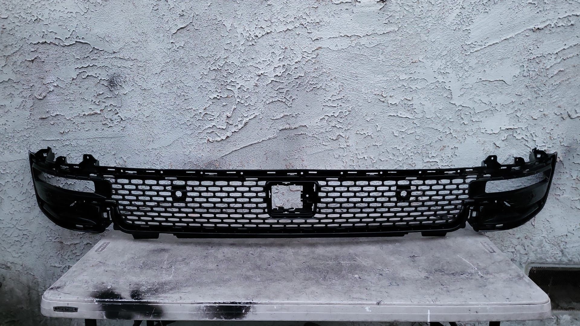 2022-2023 JEEP WAGONEER FRONT GRILL OEM