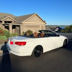 2007 BMW 3281 E93 Hard top Convertible 