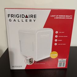 Frigidaire Mini Refrigerator 
