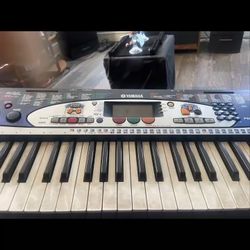 Yamaha Keyboard 