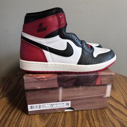 Air Jordan 1 Black Toe Reimagined size 12 