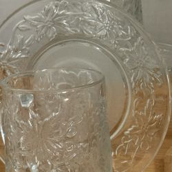 Fantashia Princess house cereal bowls and coffee cups and small plates $10each