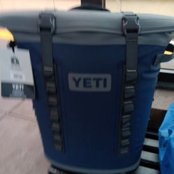 YETI M20 BACKPACK COOLER