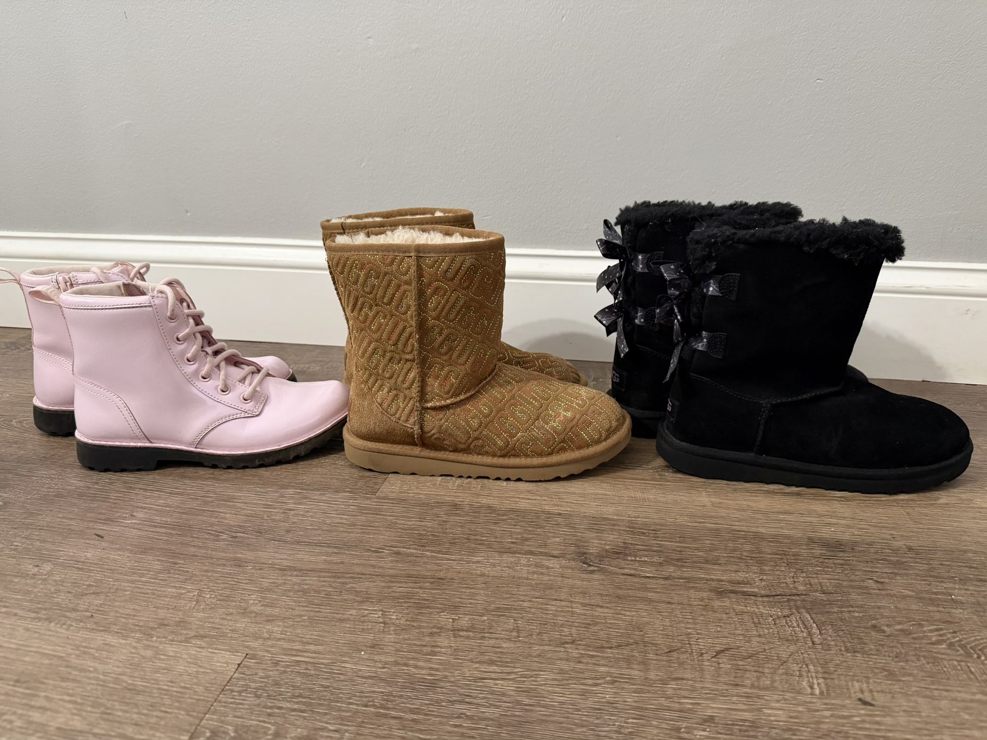 ⭐️ UGG Boots Bundle – 3 Pairs Girls Size 4