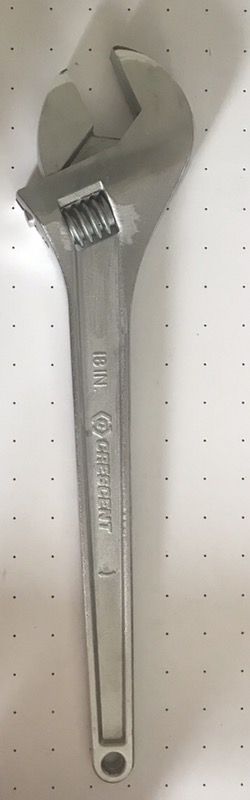 crescent wrench 18”