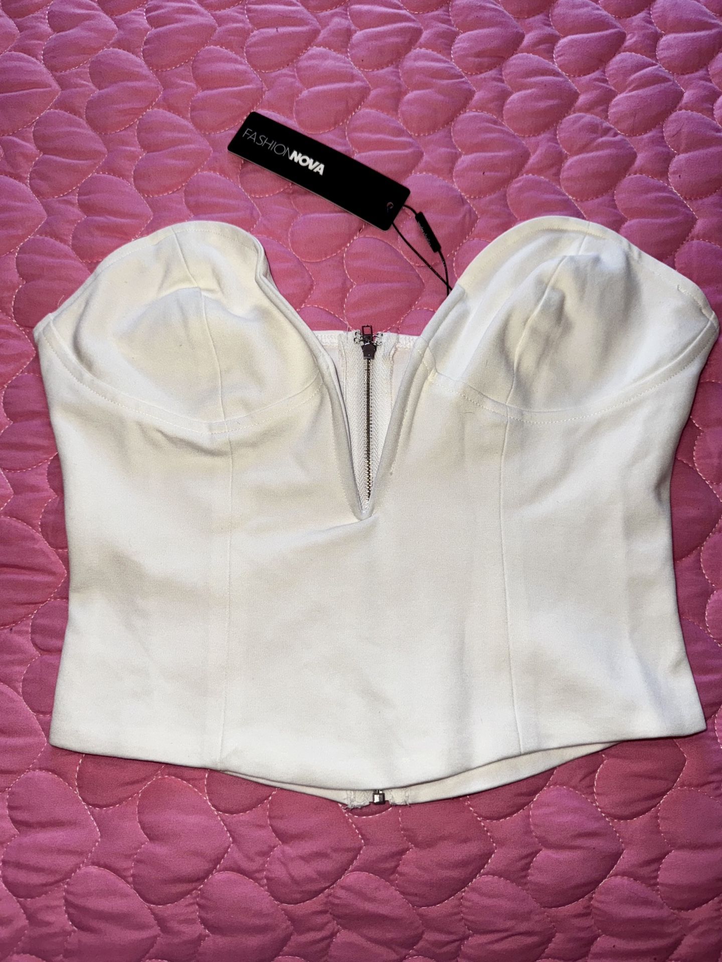 Fashion Nova White Bustier Top – Size M (New) ✨