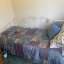Daybed