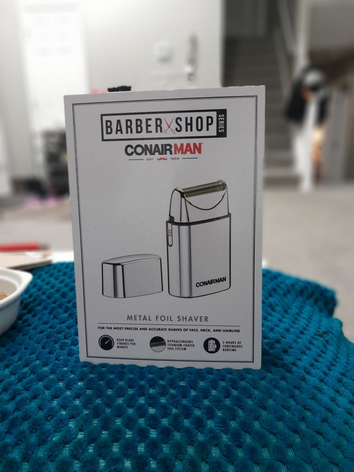 BARBERSHOP CONAIRMAN CONAIRMAN METAL FOIL SHAVER FOR THE MOST PRECISE AND ACCURATE SHAVES OF FACE, NECK, AND HAIRLINE