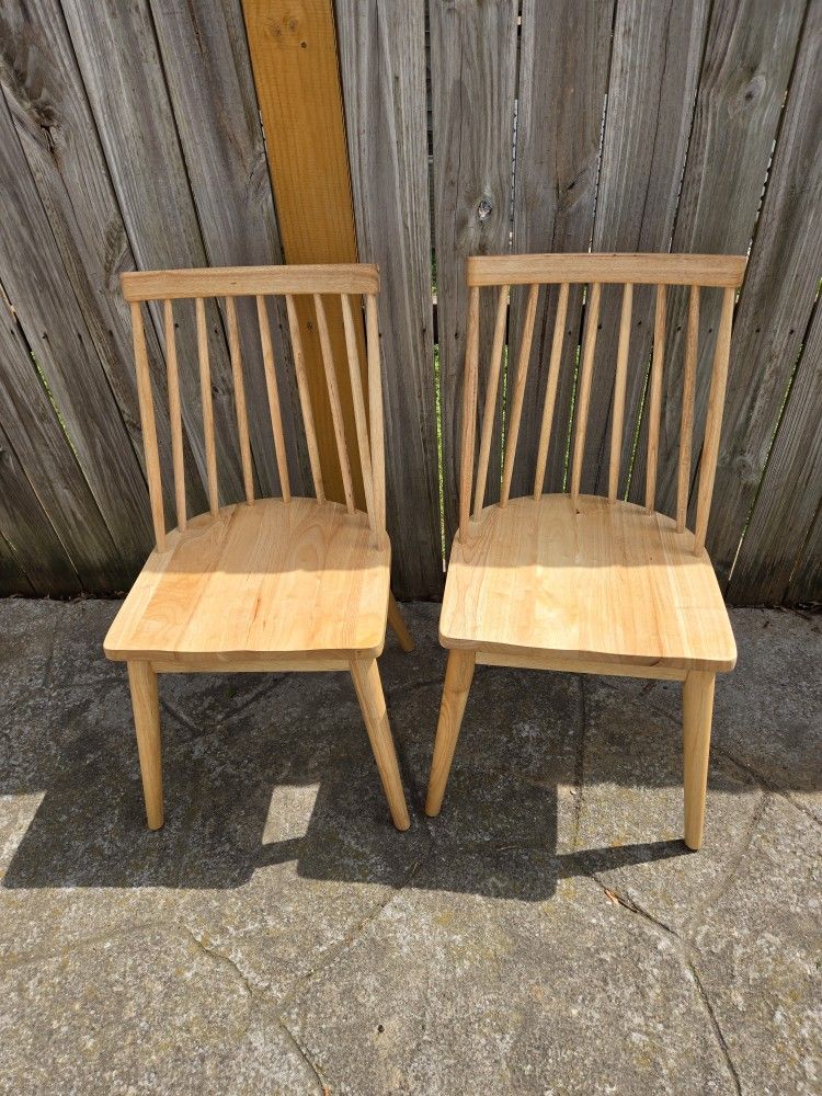 4 Natural Wood Dining Chairs