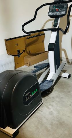 Precor EFX 544 Elliptical Crosstrainer