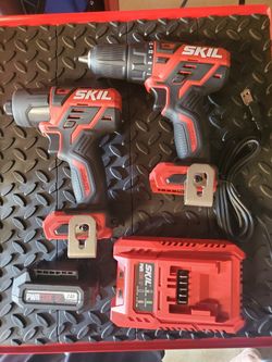 Skil 12v brushless kit with charger and 1 2ah battery 