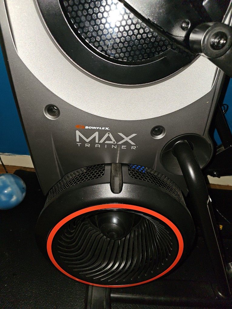 Bowflex Max Trainer M9 