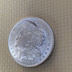 1921 P Morgan Silver Dollar 