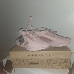 Nike Trail Size 6.5
