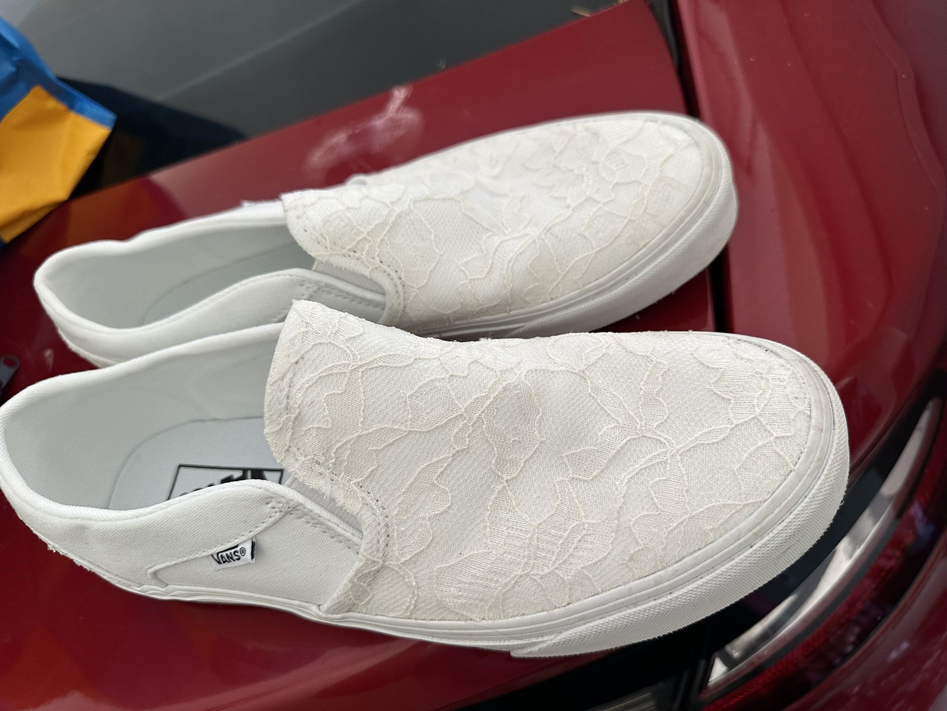 Women’s 10 Custom Lace Vans