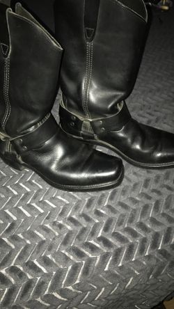 Cowboy steel toe boots